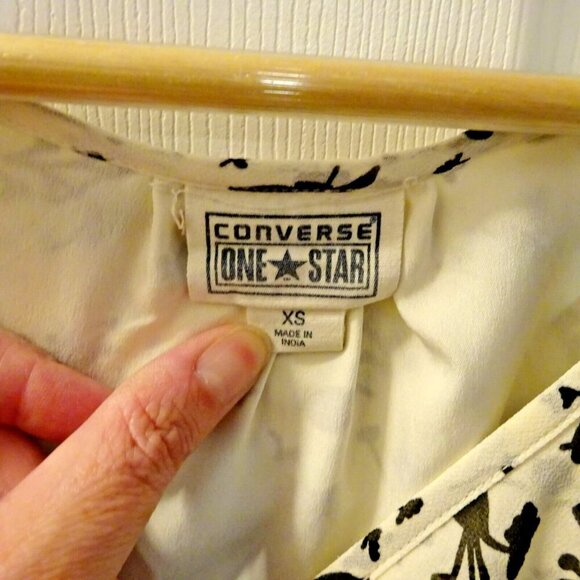 Pre-Loved Converse XS Sleeveless White with Black Floral Print Polyester Dress - Picture 3 of 5
